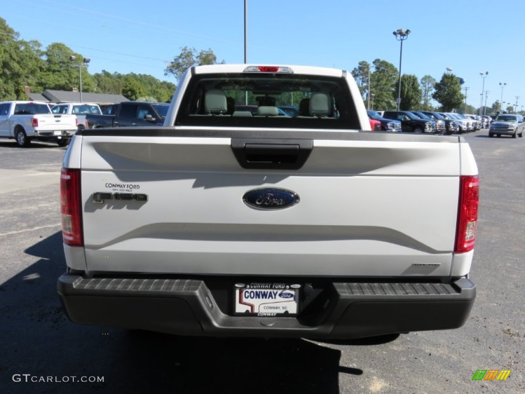 2015 F150 XL SuperCab - Oxford White / Medium Earth Gray photo #4