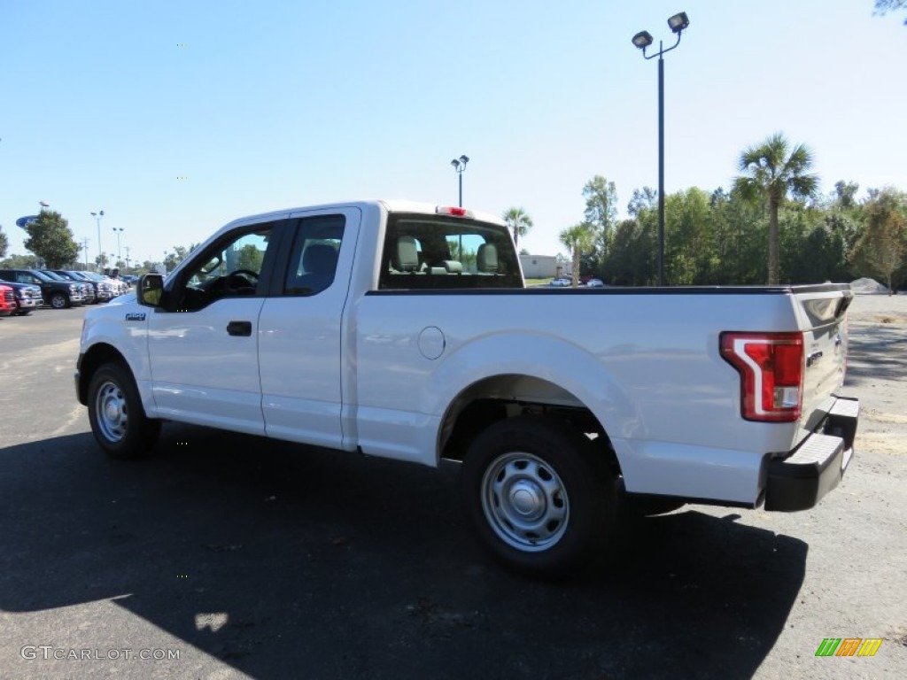 2015 F150 XL SuperCab - Oxford White / Medium Earth Gray photo #9