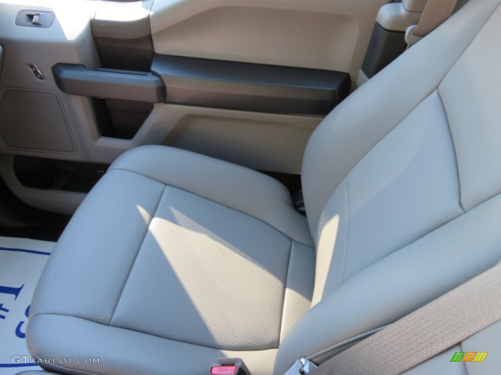 2015 F150 XL SuperCab - Oxford White / Medium Earth Gray photo #23