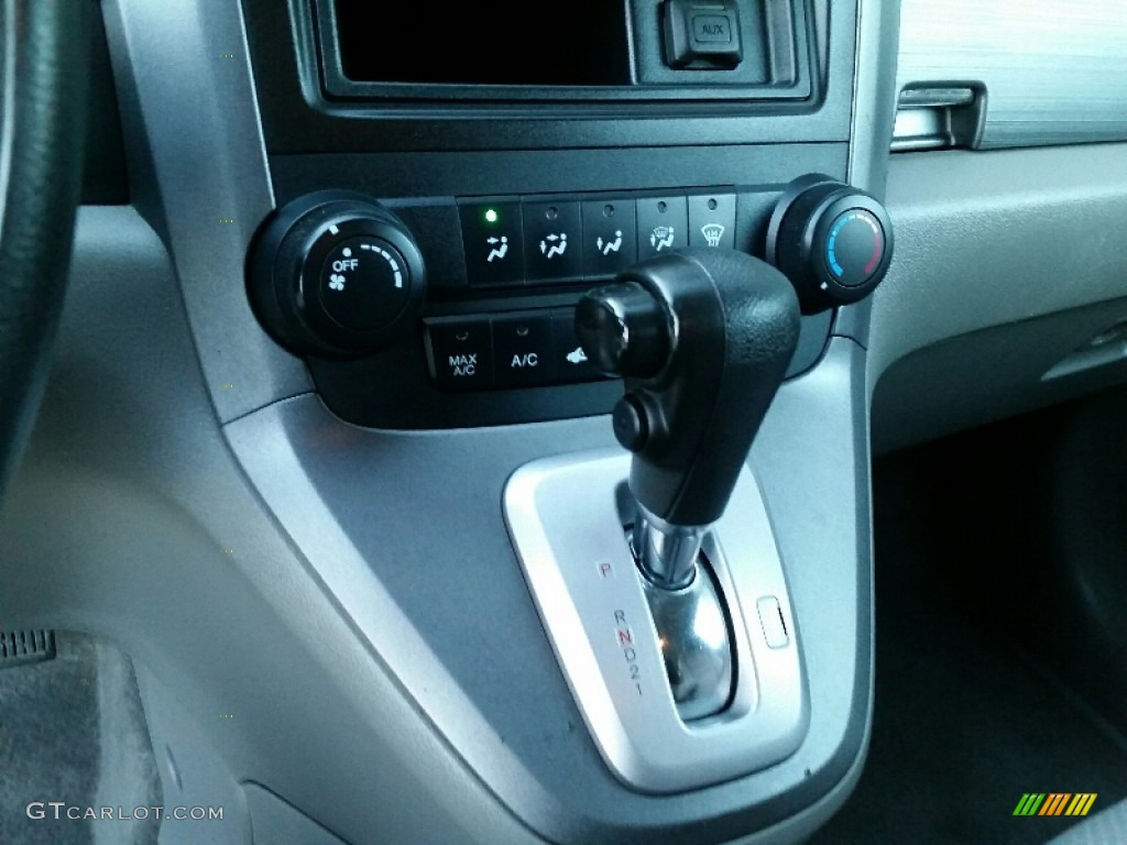 2009 CR-V LX 4WD - Glacier Blue Metallic / Gray photo #18