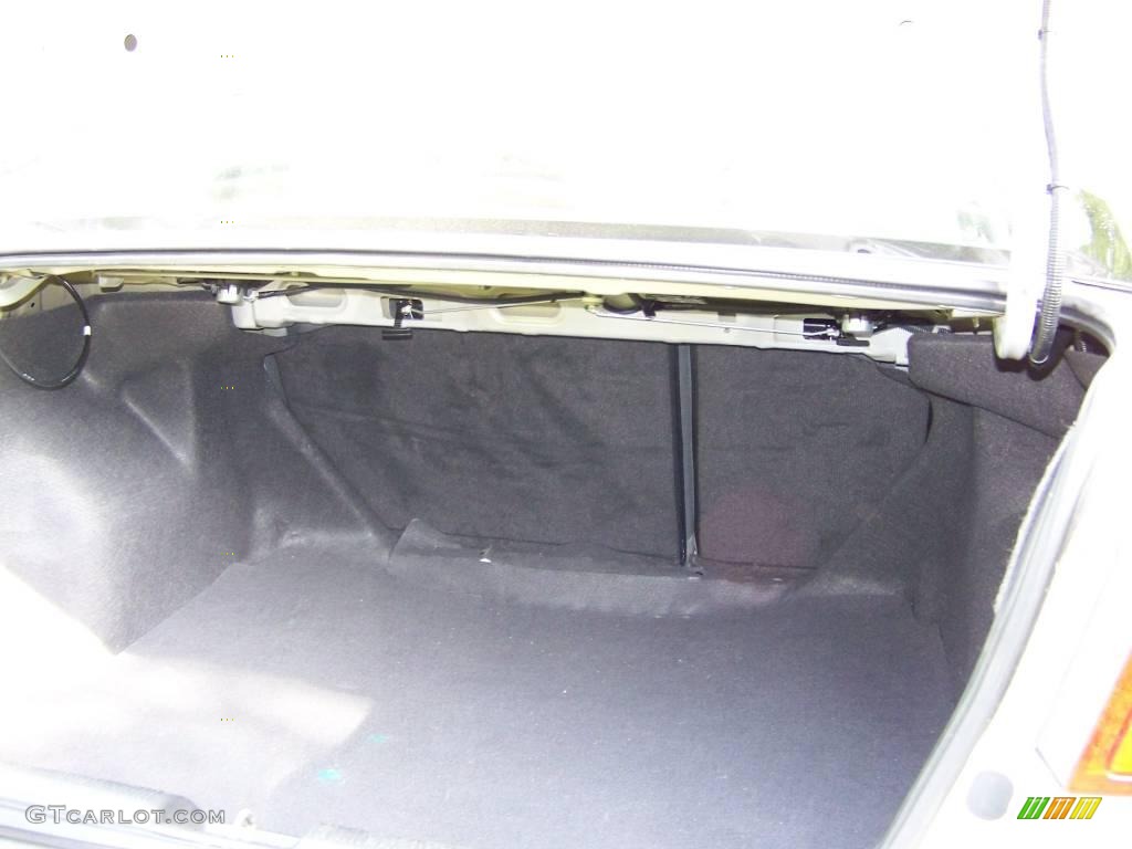 2004 Civic Value Package Sedan - Satin Silver Metallic / Gray photo #11