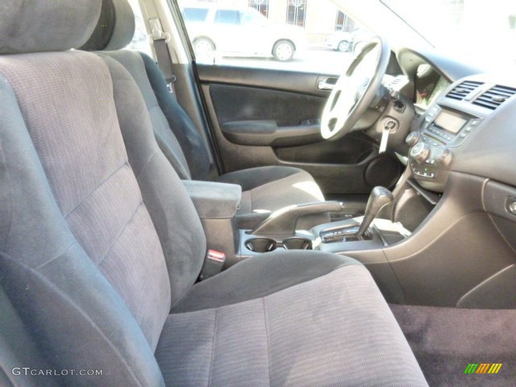 2003 Accord LX Sedan - Satin Silver Metallic / Black photo #17