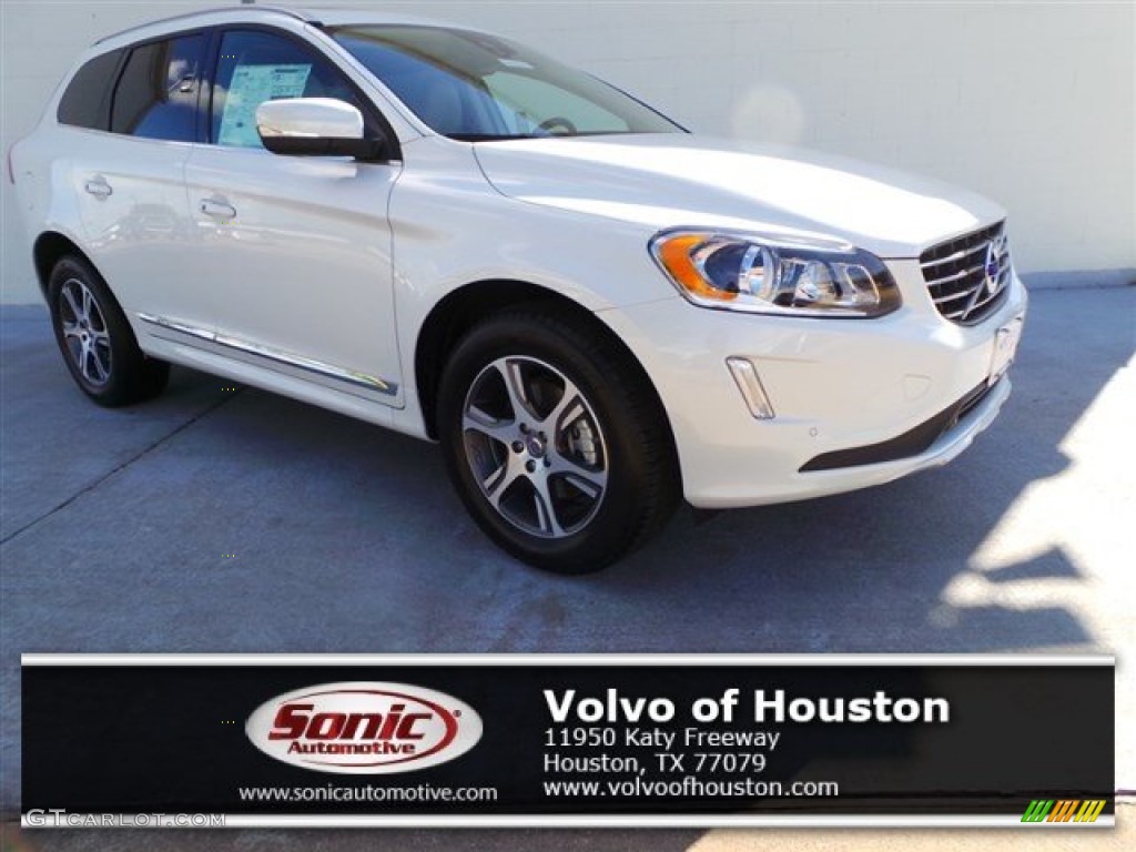 Crystal White Metallic Volvo XC60