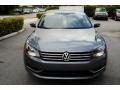 2015 Platinum Gray Metallic Volkswagen Passat SE Sedan  photo #3