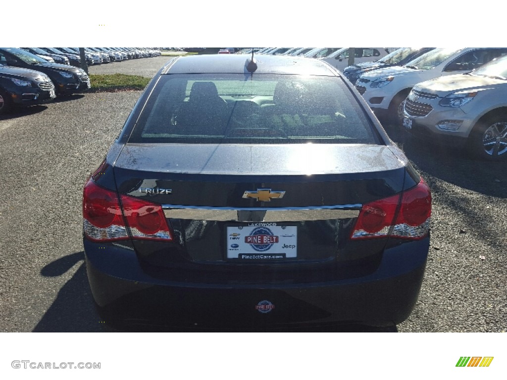 2016 Cruze Limited LS - Blue Ray Metallic / Jet Black/Medium Titanium photo #5