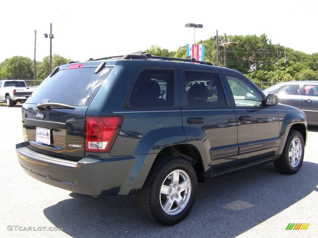 2005 Grand Cherokee Laredo - Deep Beryl Green Pearl / Medium Slate Gray photo #3