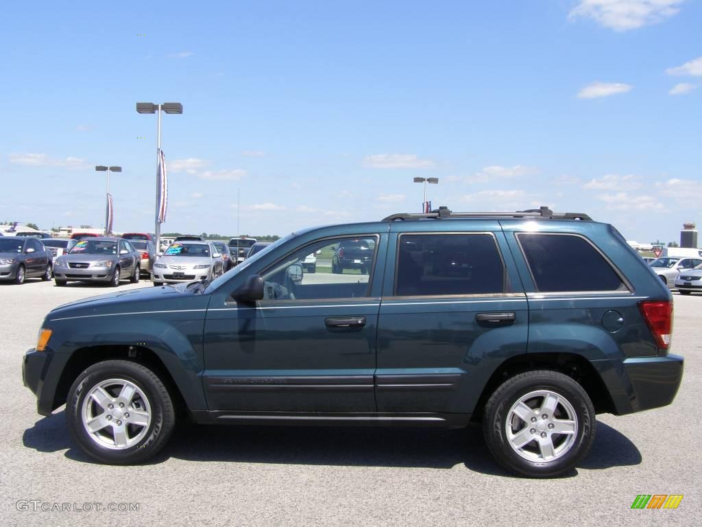 2005 Grand Cherokee Laredo - Deep Beryl Green Pearl / Medium Slate Gray photo #6