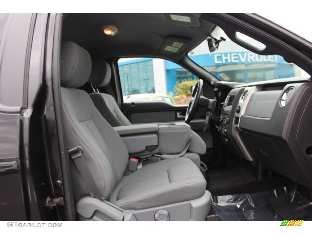 2014 F150 XL Regular Cab - Tuxedo Black / Steel Grey photo #9