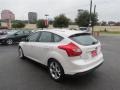 White Platinum - Focus Titanium Hatchback Photo No. 6