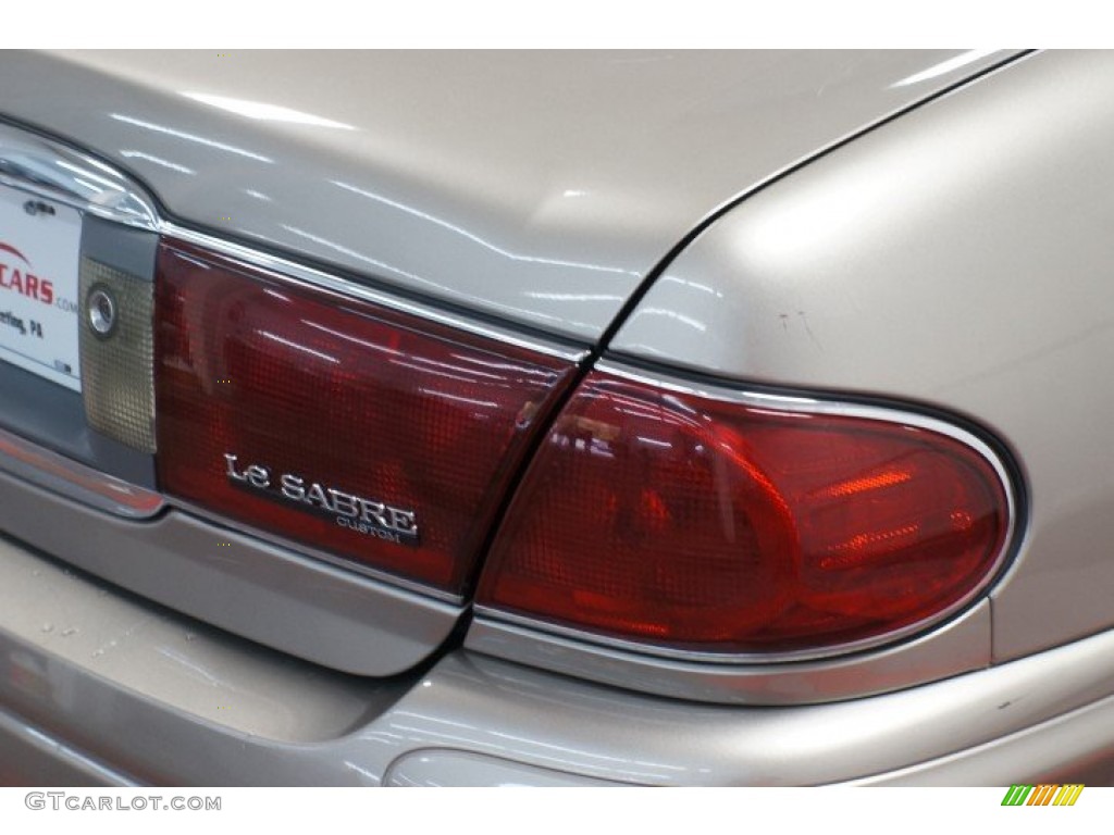 2004 LeSabre Custom - Light Bronzemist Metallic / Light Cashmere photo #53