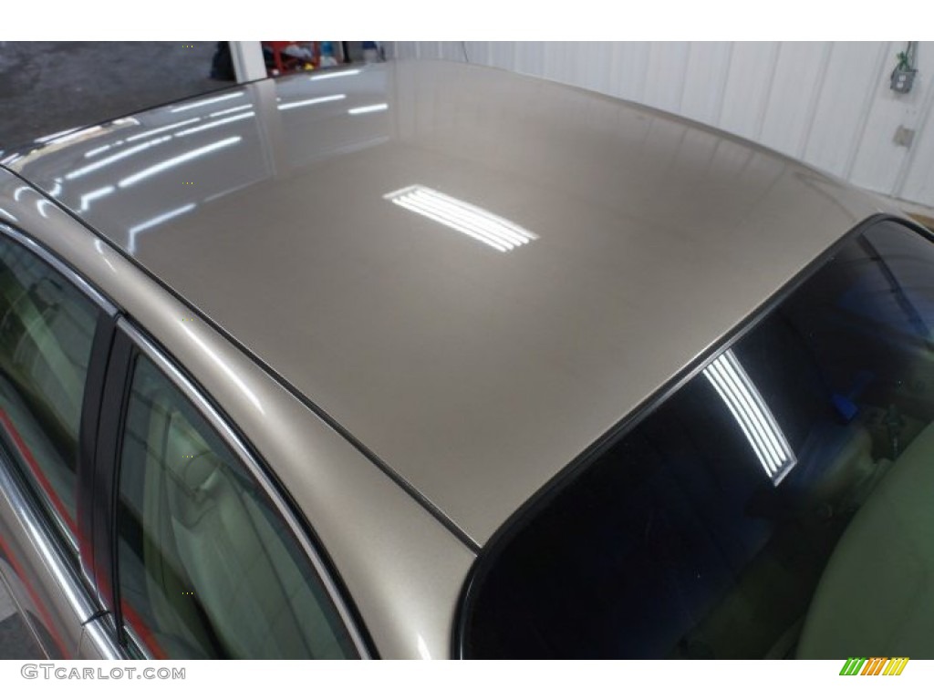 2004 LeSabre Custom - Light Bronzemist Metallic / Light Cashmere photo #75