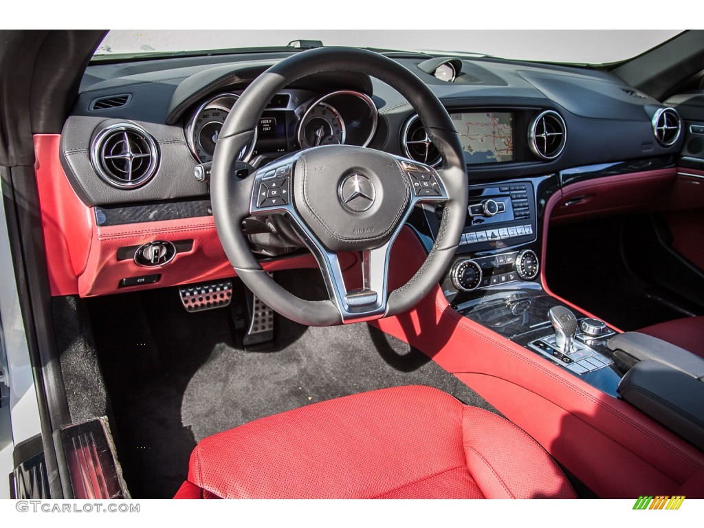 2016 Mercedes-Benz SL 400 Roadster Bengal Red/Black Dashboard Photo #108198303