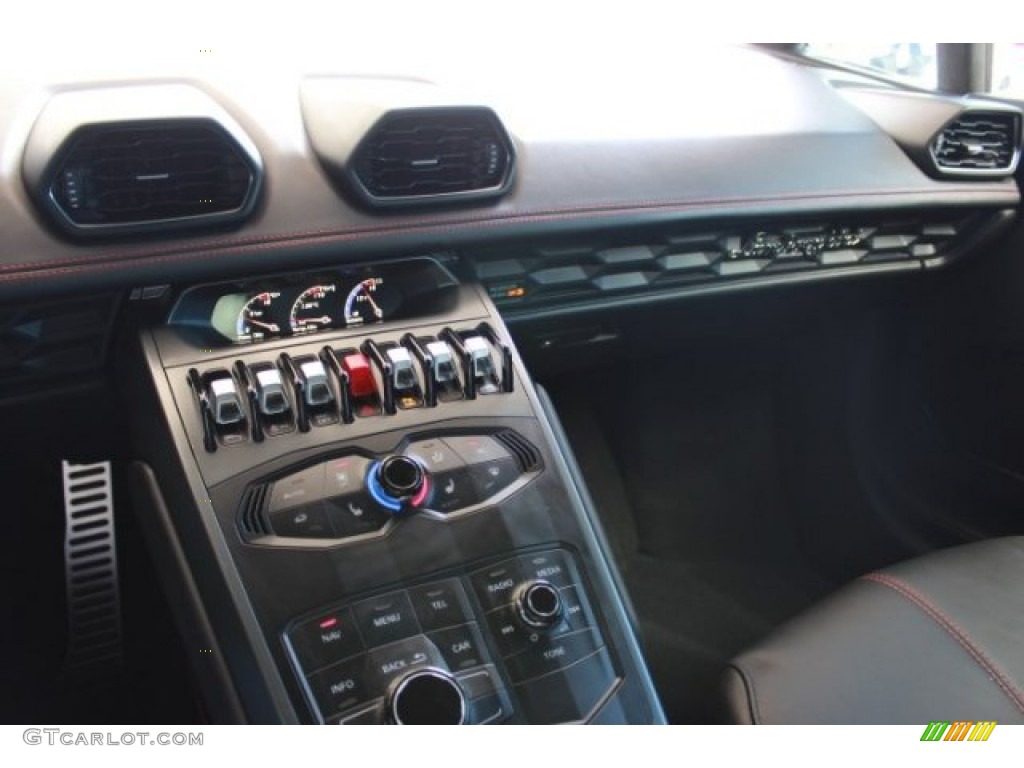 2015 Lamborghini Huracan LP 610-4 Controls Photo #108203476