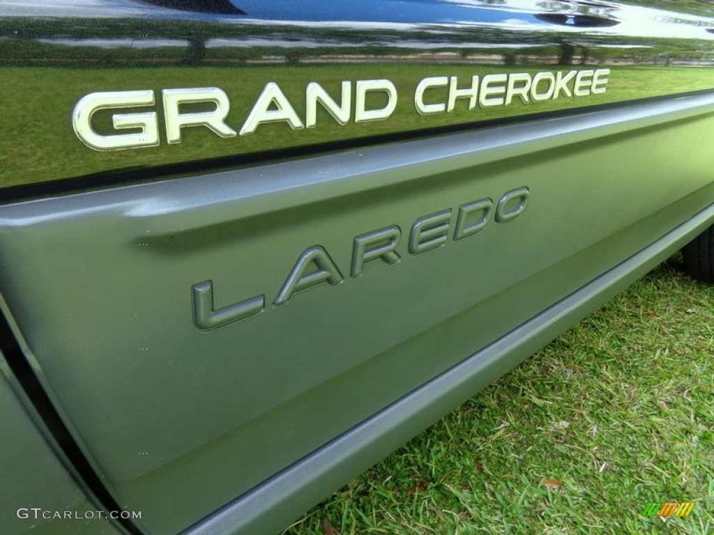 2002 Jeep Grand Cherokee Laredo Marks and Logos Photo #108206184