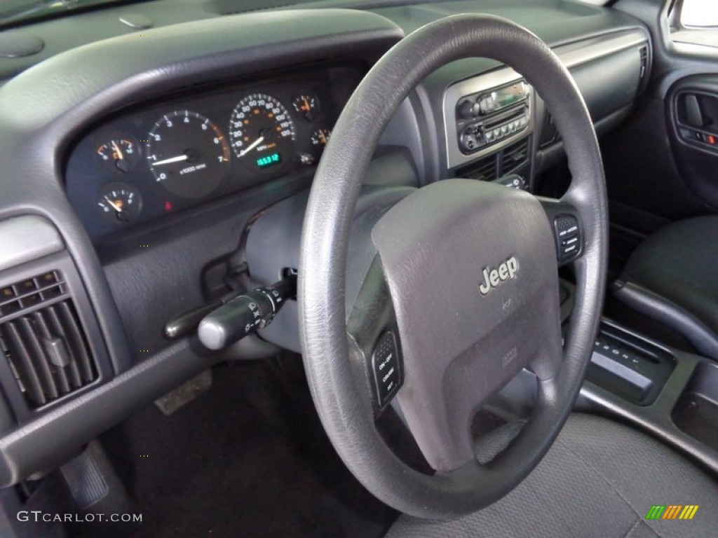 2002 Grand Cherokee Laredo - Black / Dark Slate Gray photo #19