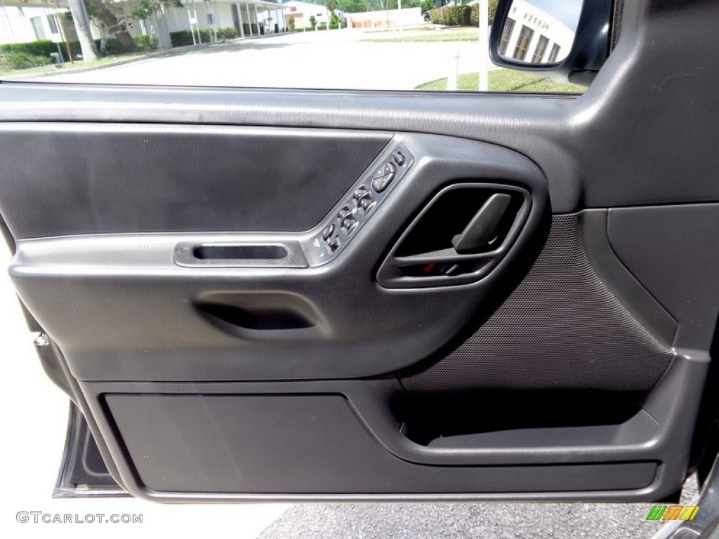 2002 Jeep Grand Cherokee Laredo Door Panel Photos