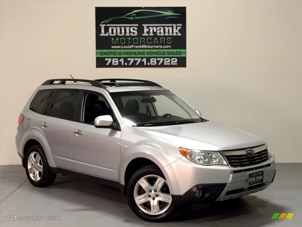 2009 Forester 2.5 X Premium - Steel Silver Metallic / Black photo #2