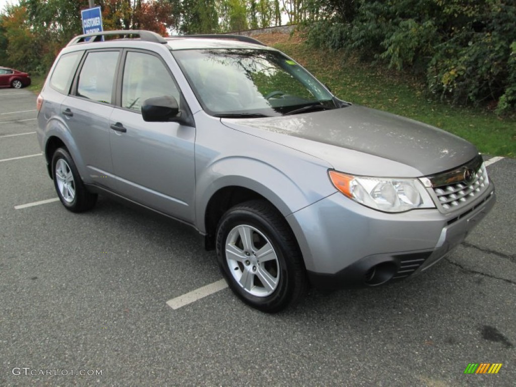 2011 Subaru Forester 2.5 X Exterior Photos