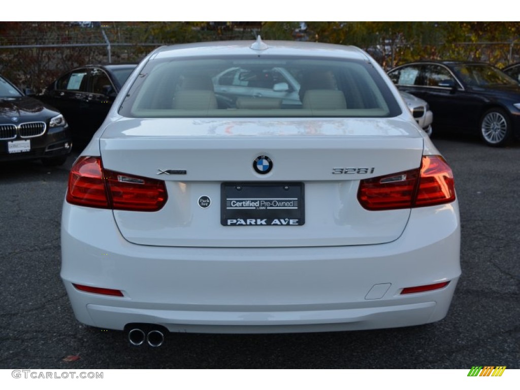 2013 3 Series 328i xDrive Sedan - Alpine White / Venetian Beige photo #4