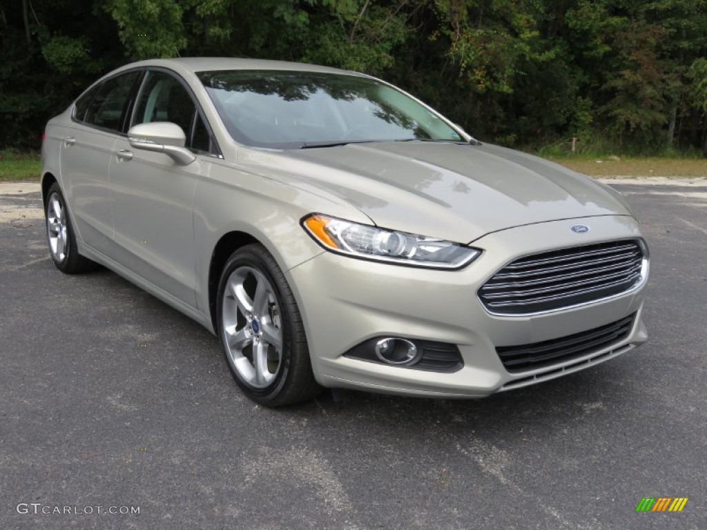 Tectonic Silver Metallic 2015 Ford Fusion SE Exterior Photo #108217260