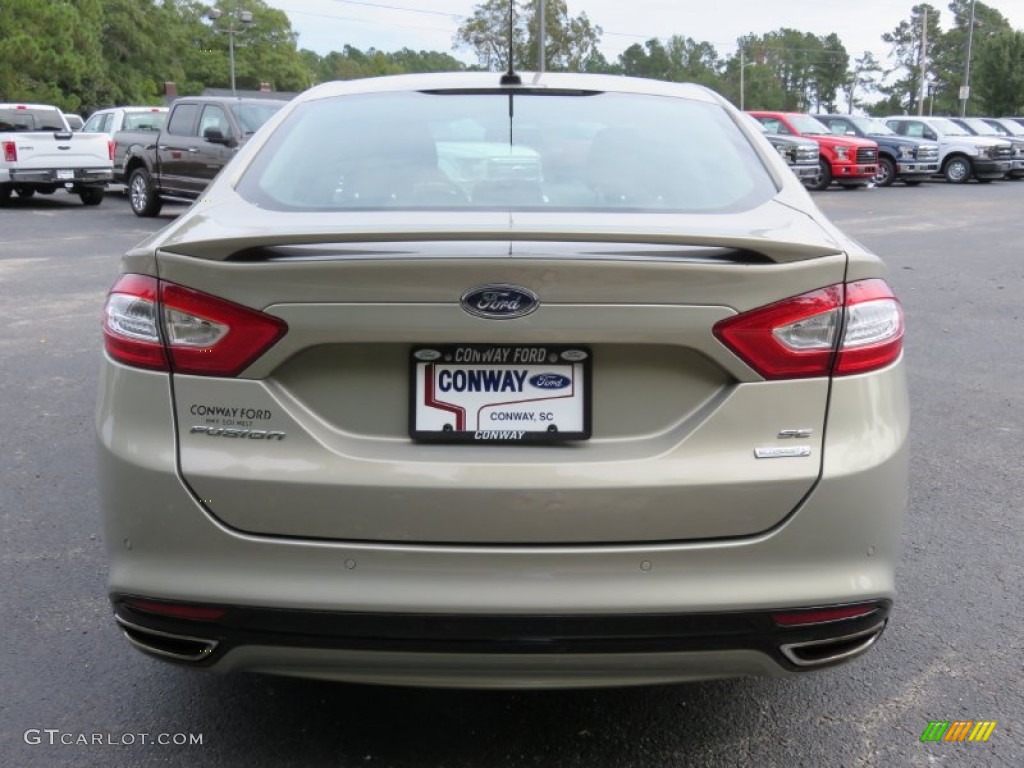 2015 Fusion SE - Tectonic Silver Metallic / Charcoal Black photo #4