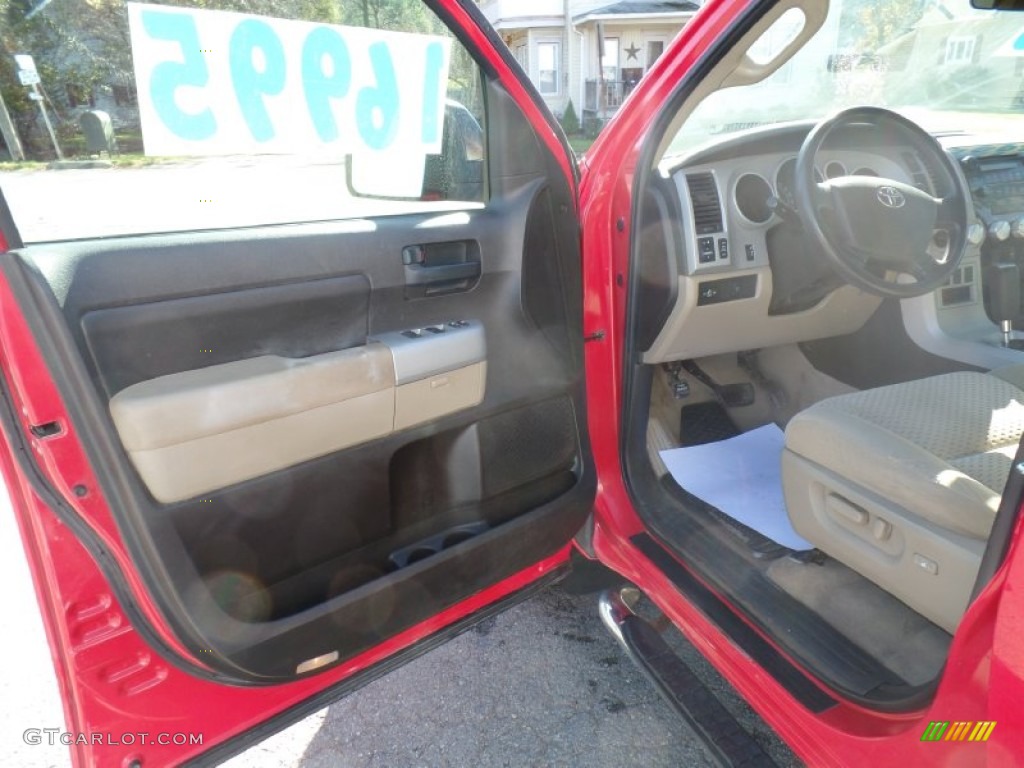 2007 Tundra SR5 Double Cab 4x4 - Radiant Red / Beige photo #13