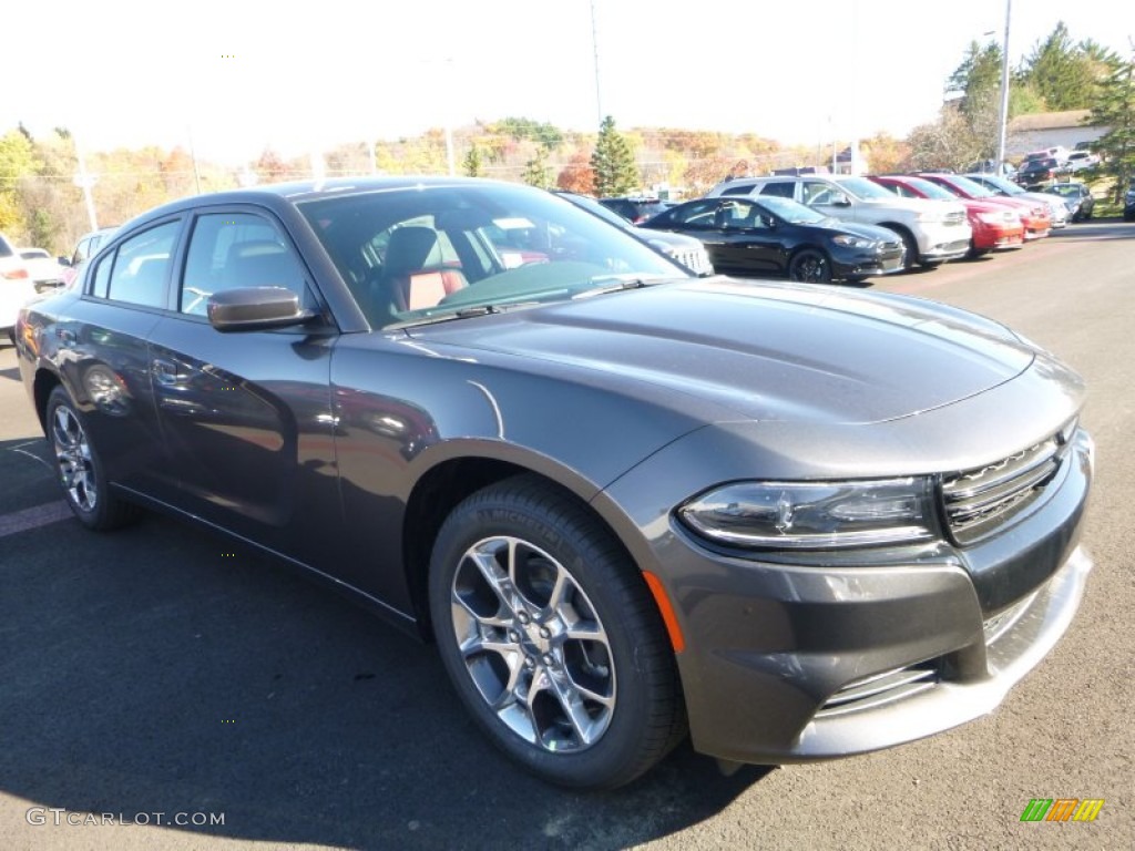 2016 Charger SXT AWD - Granite Crystal Metallic / Black/Ruby Red photo #11