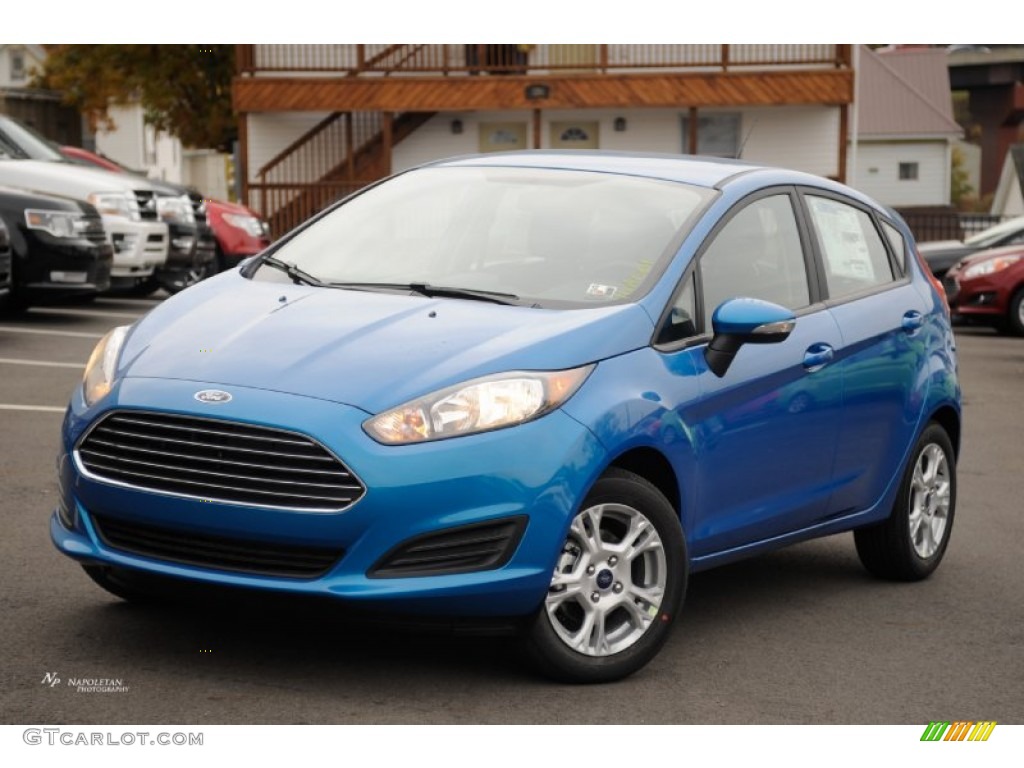 2016 Fiesta SE Hatchback - Blue Candy Metallic / Charcoal Black photo #1