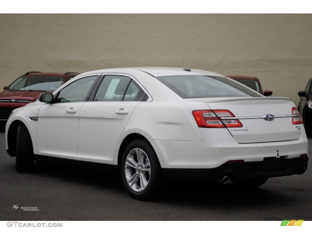 2015 Taurus SEL AWD - White Platinum Metallic / Charcoal Black photo #4