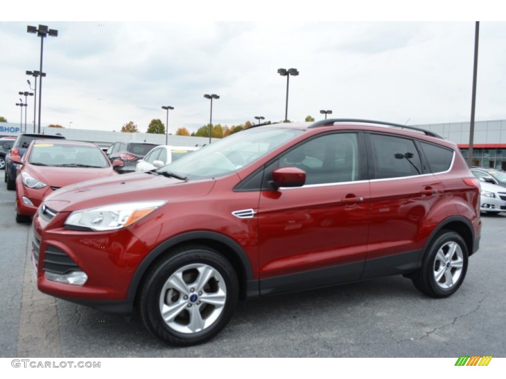 2014 Escape SE 1.6L EcoBoost - Ruby Red / Charcoal Black photo #7