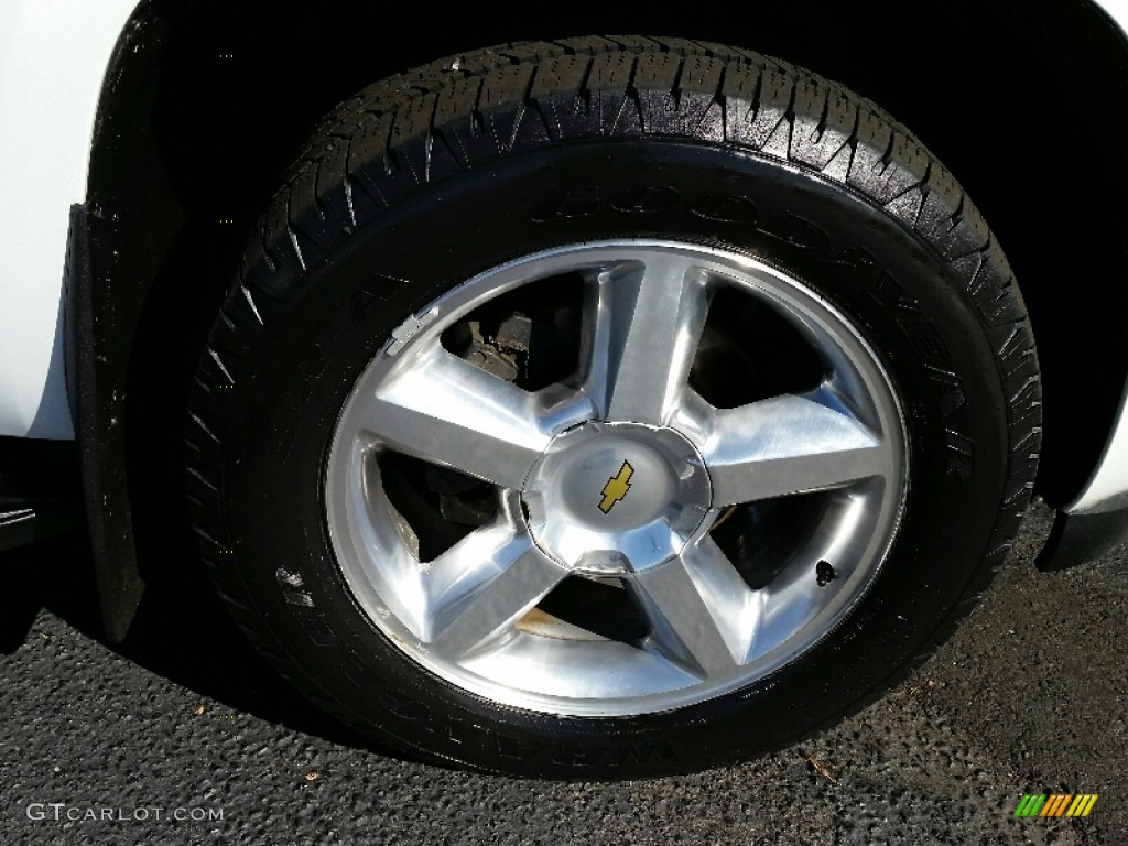 2011 Tahoe LS 4x4 - Summit White / Ebony photo #4