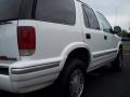 1995 Frost White GMC Jimmy SLE 4x4  photo #35