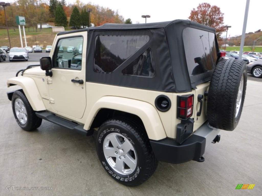 2012 Wrangler Sahara 4x4 - Sahara Tan / Black/Dark Saddle photo #10