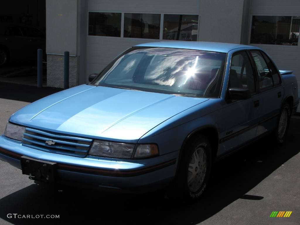 1992 Lumina Euro Sedan - Medium Maui Blue Metallic / Blue photo #2