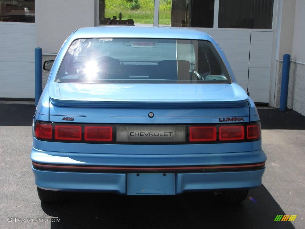 1992 Lumina Euro Sedan - Medium Maui Blue Metallic / Blue photo #7