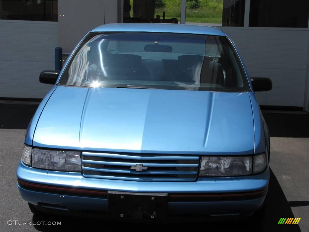 1992 Lumina Euro Sedan - Medium Maui Blue Metallic / Blue photo #8