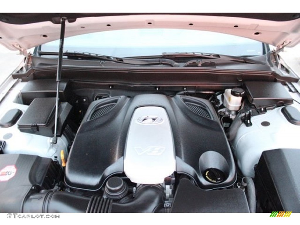 2010 Genesis 4.6 Sedan - Platinum Metallic / Cashmere photo #26