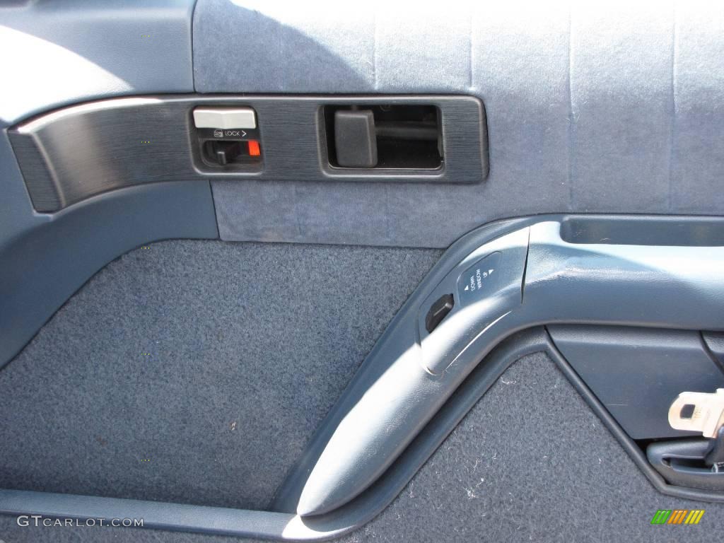 1992 Lumina Euro Sedan - Medium Maui Blue Metallic / Blue photo #12