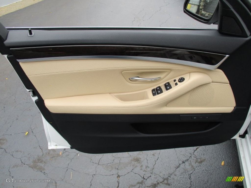 2016 BMW 5 Series 528i xDrive Sedan Door Panel Photos