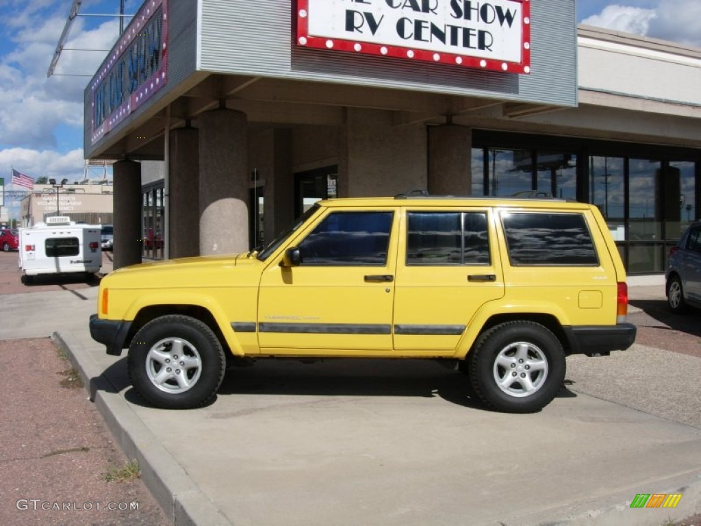 2001 Cherokee Sport 4x4 - Solar Yellow / Agate photo #2