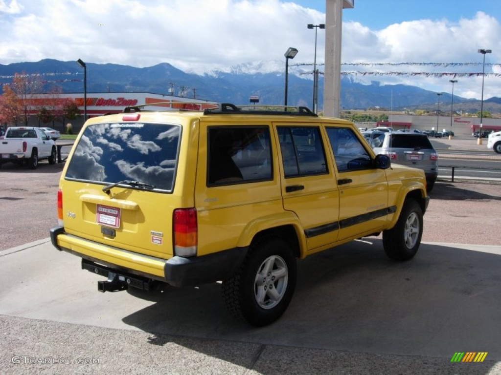 2001 Cherokee Sport 4x4 - Solar Yellow / Agate photo #5