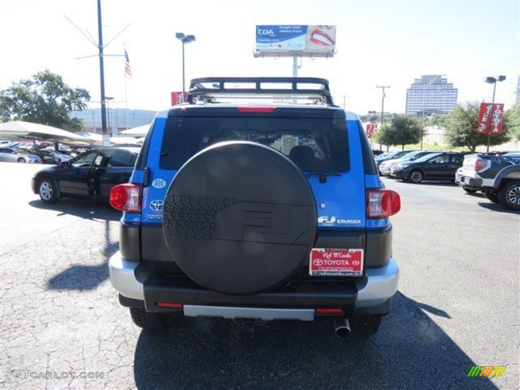 2007 FJ Cruiser 4WD - Voodoo Blue / Dark Charcoal photo #7