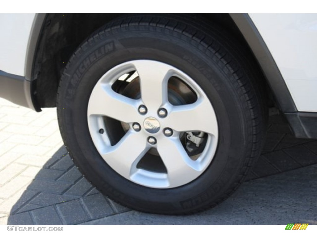 2013 Grand Cherokee Laredo - Bright White / Black photo #11
