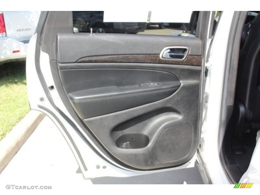 2013 Grand Cherokee Laredo - Bright White / Black photo #19