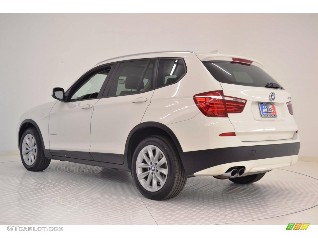 2013 X3 xDrive 28i - Alpine White / Black photo #5