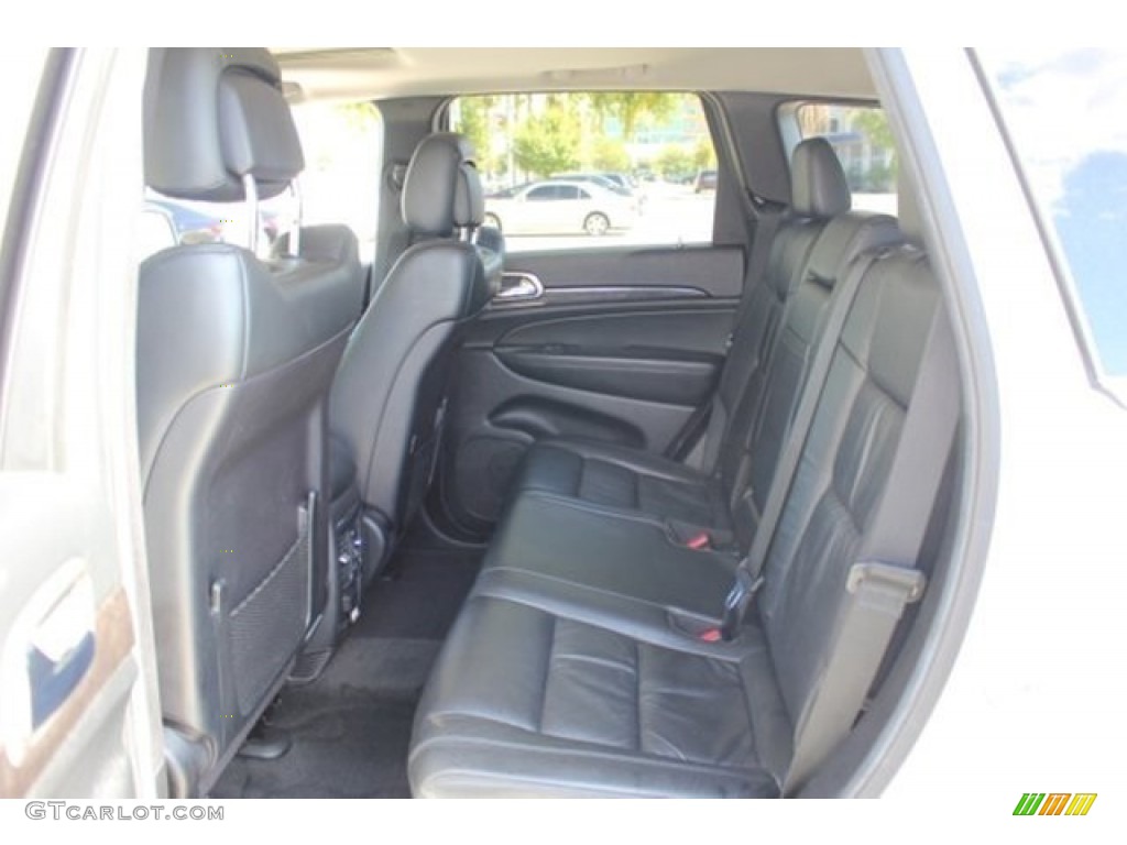 2013 Grand Cherokee Laredo - Bright White / Black photo #20