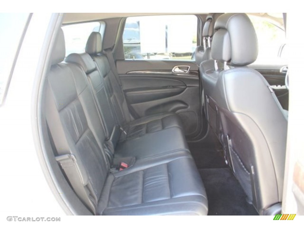 2013 Grand Cherokee Laredo - Bright White / Black photo #22