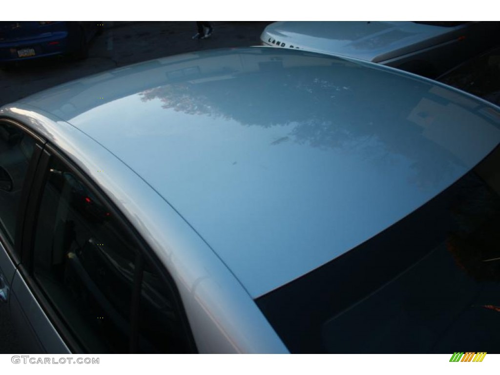 2005 Jetta Value Edition Sedan - Reflex Silver Metallic / Black photo #17