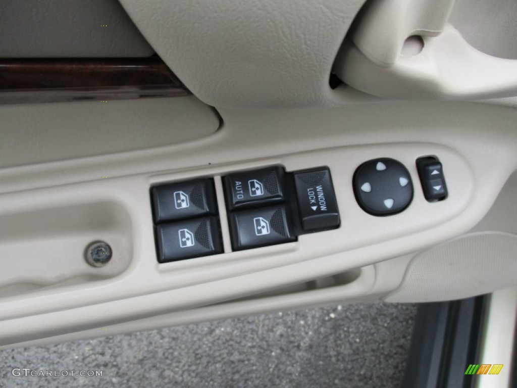 2004 Impala  - Sandstone Metallic / Neutral Beige photo #21