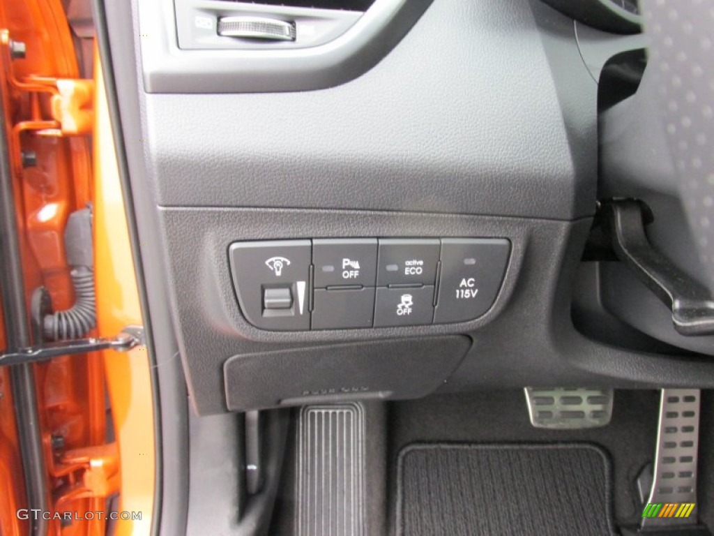 2016 Veloster Turbo - Vitamin C / Black photo #27